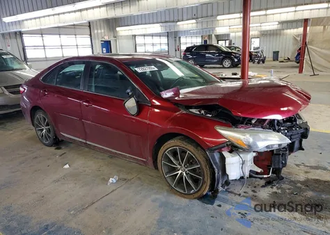 2016 Toyota Camry Le z USA, uszkodzony, nr VIN 4T1BF1FK5GU594122